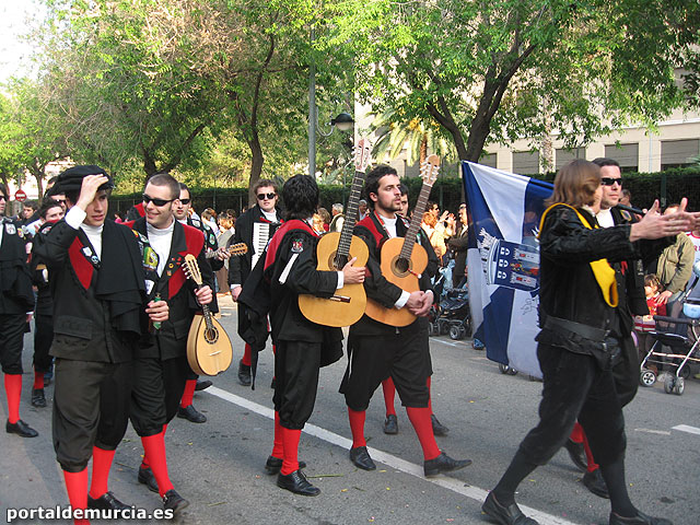 El desfile ‘Murcia en Primavera’ recorri las calles de la ciudad de Murcia - 82
