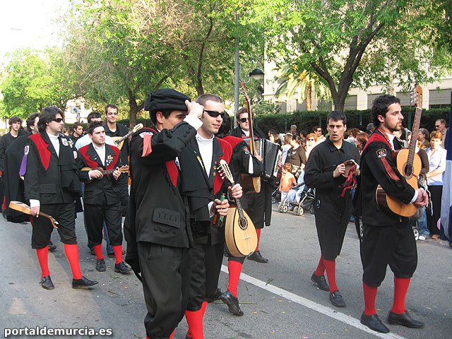 El desfile ‘Murcia en Primavera’ recorri las calles de la ciudad de Murcia - 83