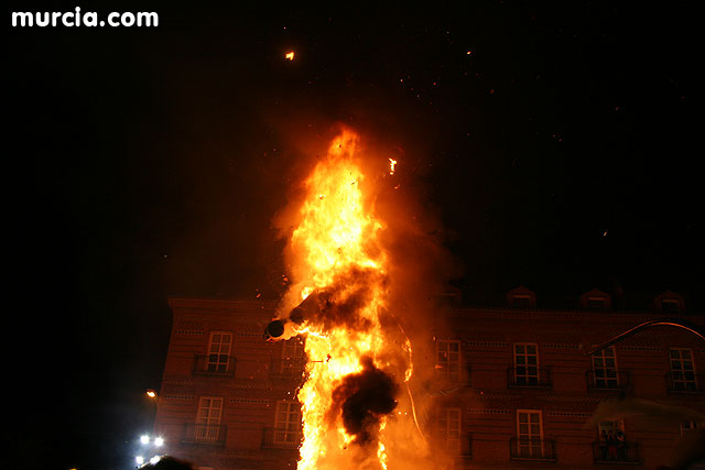 Quema de la Sardina y fuegos artificiales - Fiestas de primavera 2008 - 17