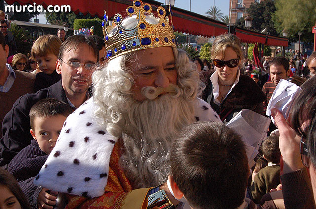 El Alcalde recibe a sus Majestades de Oriente en La Glorieta - Cabalgata de los reyes Magos - 26