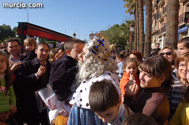 El Alcalde recibe a sus Majestades de Oriente en La Glorieta - Cabalgata de los reyes Magos - 27