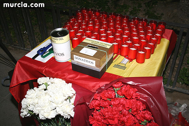 Concentracin convocada por la AVT en el quinto aniversario del 11 M - 2