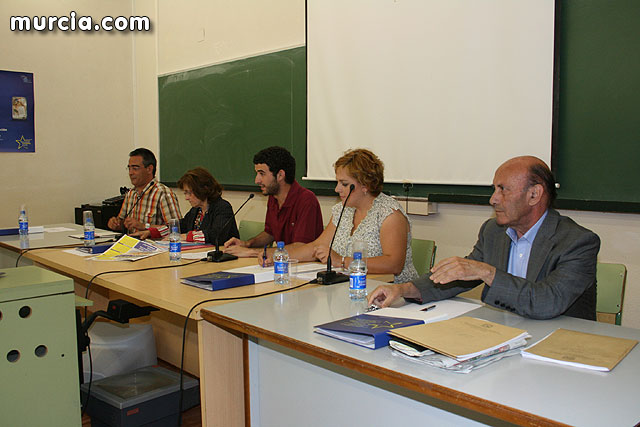 Debate sobre las elecciones europeas en la facultad de Letras de la UMU - 33