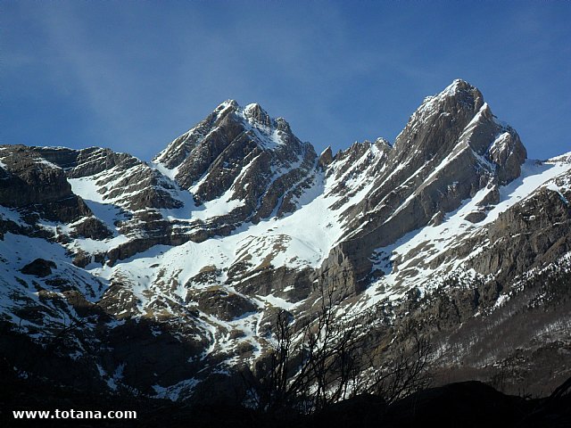 Escalada en cascadas de hielo. Pirineos, Bielsa, Valle de Pineta - 133