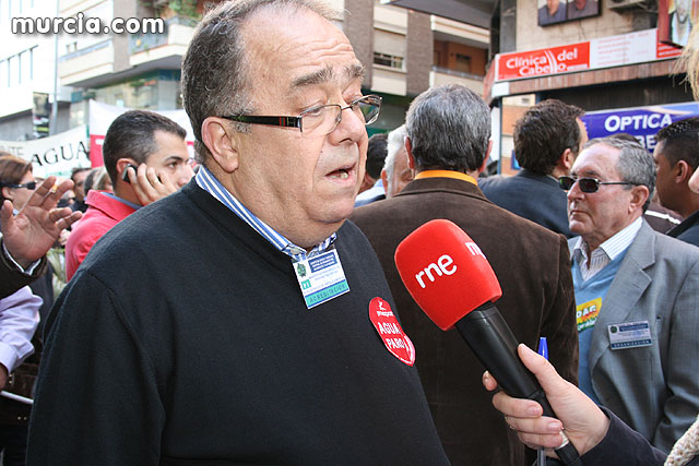 Cientos de miles de personas se manifiestan en Murcia a favor del trasvase - 70