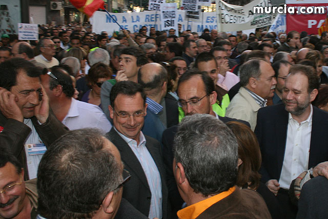 Cientos de miles de personas se manifiestan en Murcia a favor del trasvase - 82
