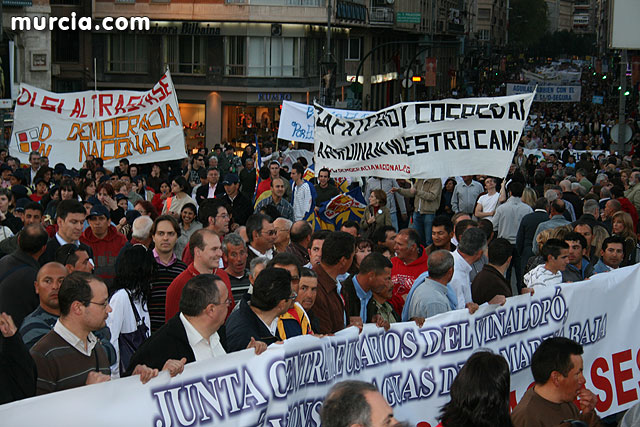 Cientos de miles de personas se manifiestan en Murcia a favor del trasvase - 228