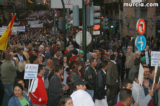 Cientos de miles de personas se manifiestan en Murcia a favor del trasvase - 248