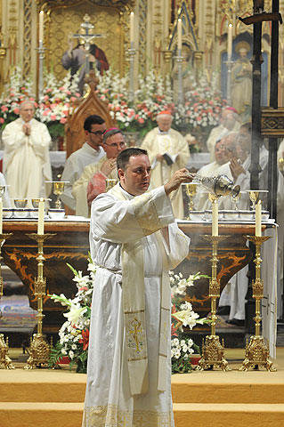 Toma de posesin del nuevo obispo de la dicesis de Cartagena, Jos Manuel Lorca Planes, en la Catedral de Murcia - 308