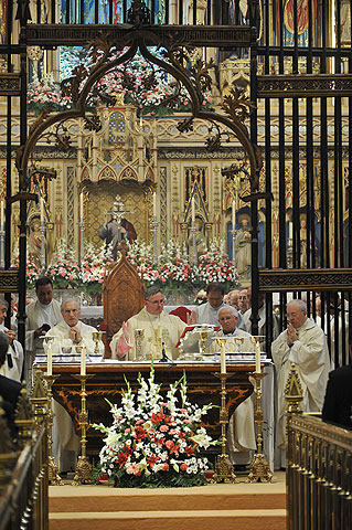 Toma de posesin del nuevo obispo de la dicesis de Cartagena, Jos Manuel Lorca Planes, en la Catedral de Murcia - 312