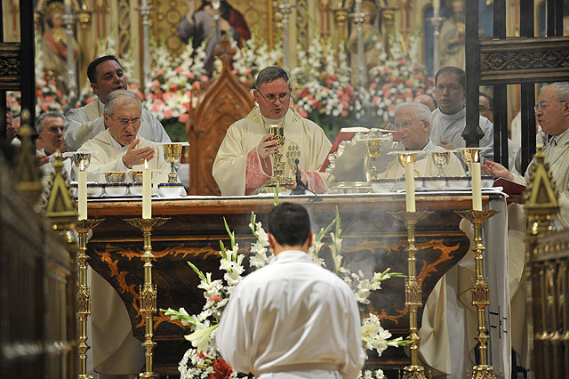 Toma de posesin del nuevo obispo de la dicesis de Cartagena, Jos Manuel Lorca Planes, en la Catedral de Murcia - 319