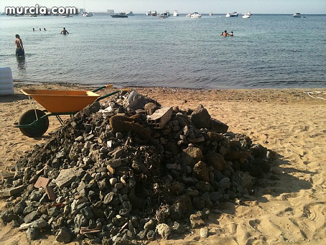 II Limpieza de playas, rocas y fondos marinos en La Manga - 142