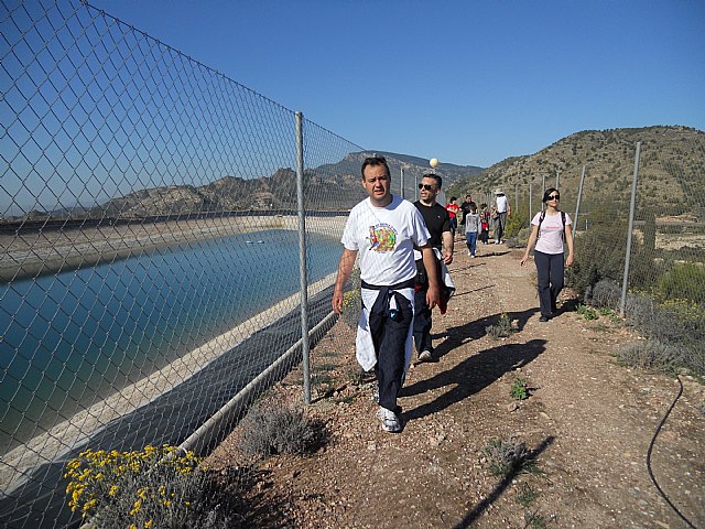 Ruta de senderismo y visita guiada por los arquelogos al Yacimiento Argrico de la Bastida - 76