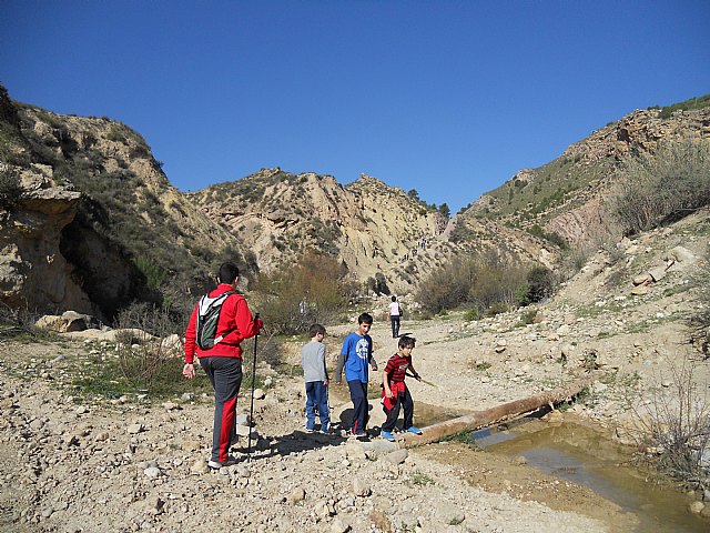 Ruta de senderismo y visita guiada por los arquelogos al Yacimiento Argrico de la Bastida - 98