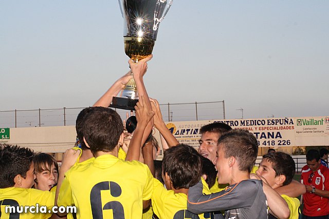 El Villarreal CF se impone en el X torneo de ftbol infantil 