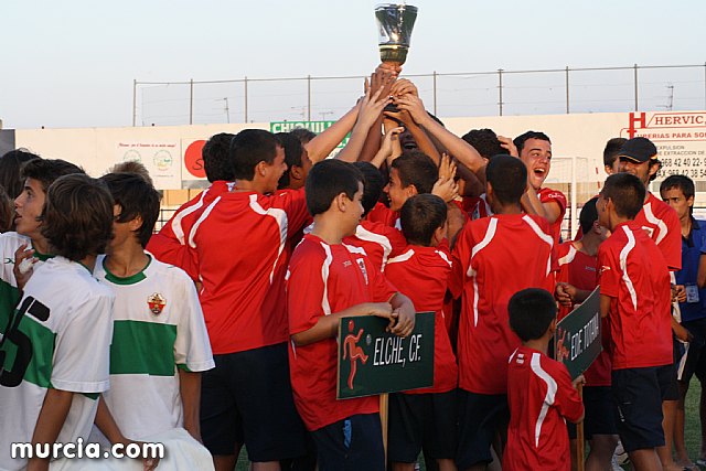 El Villarreal CF se impone en el X torneo de ftbol infantil 