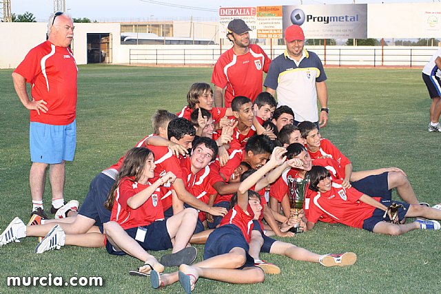 El Villarreal CF se impone en el X torneo de ftbol infantil 