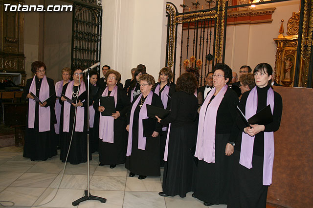 Concierto de Msica Sacra e imposicin del Escudo de Oro a la Coral Santiago de Totana - 1