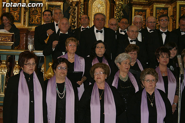 Concierto de Msica Sacra e imposicin del Escudo de Oro a la Coral Santiago de Totana - 17