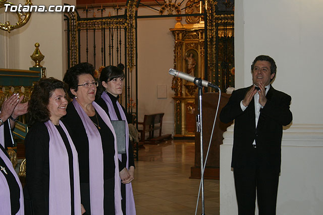 Concierto de Msica Sacra e imposicin del Escudo de Oro a la Coral Santiago de Totana - 85