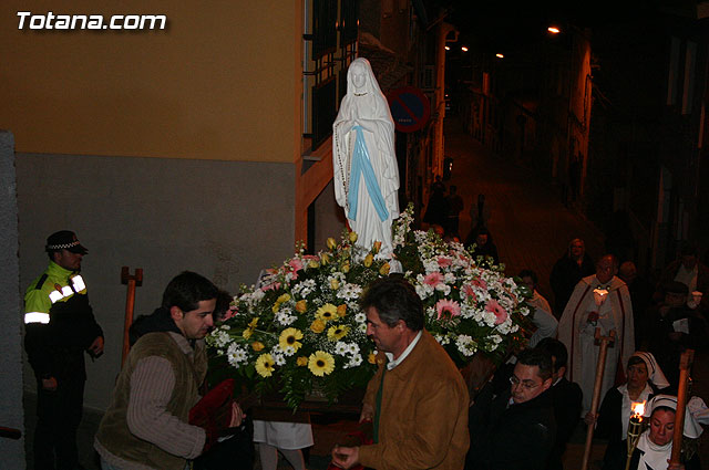 Procesin Virgen de Lourdes y bendicin del retablo - 87