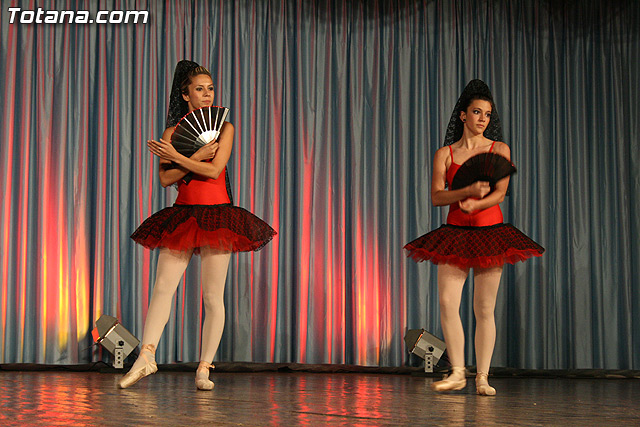 Festival fin de curso escuela de danza Manoli Cnovas - 2010 - 42