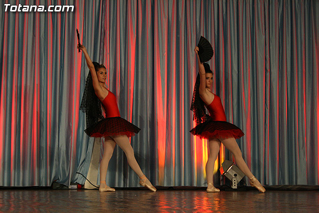 Festival fin de curso escuela de danza Manoli Cnovas - 2010 - 52