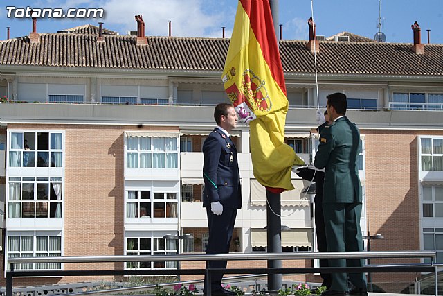 Misa día del Pilar y acto institucional de homenaje a la bandera de España - 2010 - 11