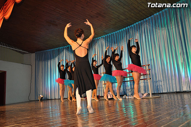 Escuela de Danza Manoli Cnovas - Show de Bollywood - 105
