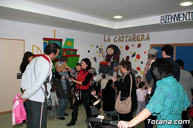 FIESTA DE LA CASTAA 2010 - PUNTO DE ATENCIN A LA INFANCIA 