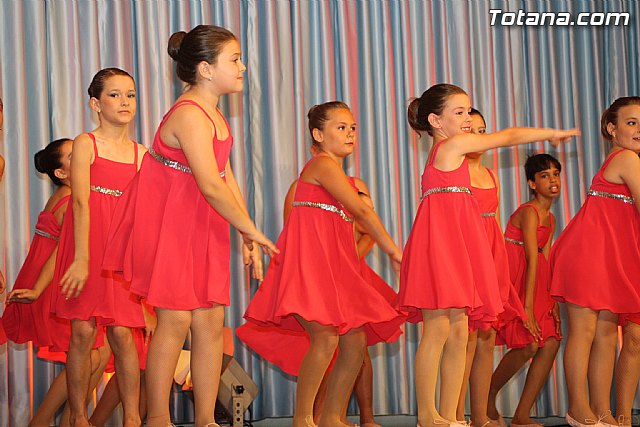 Clausura de la Escuela Deportiva Municipal de Danza 2011 - 95