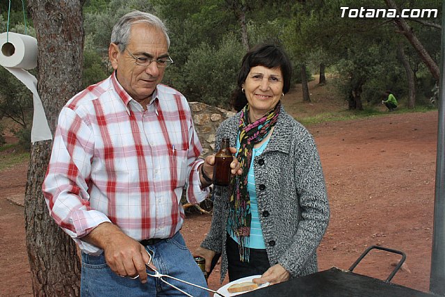 Jornada de convivencia en La Santa. Hermandades y Cofradas. 01/05/2011 - 54