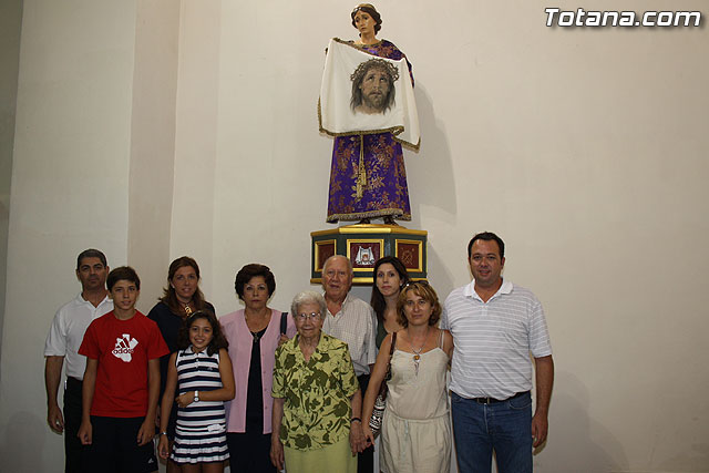 La imagen de la Vernica en la Iglesia de Santiago - 50