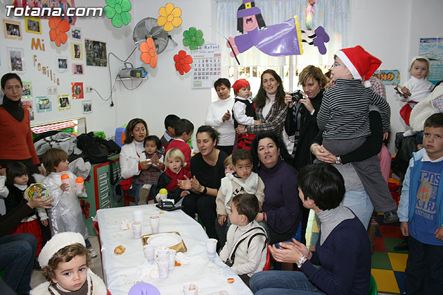 Navidad en la escuela infantil Clara Campoamor 2009 - 107