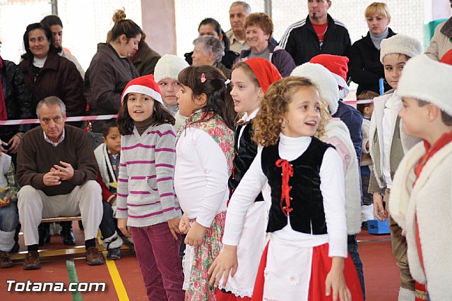 Fiesta navidea. Colegio Santa Eulalia 2010 - 218