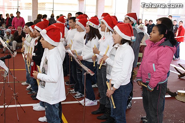 Fiesta navidea. Colegio Santa Eulalia 2010 - 246