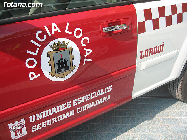 Valcrcel entrega a los ayuntamientos los vehculos para las Unidades Especiales de Seguridad Ciudadana - 22