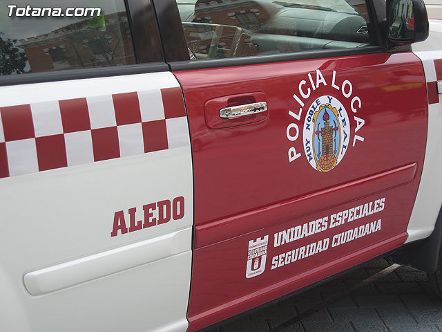 Valcrcel entrega a los ayuntamientos los vehculos para las Unidades Especiales de Seguridad Ciudadana - 121