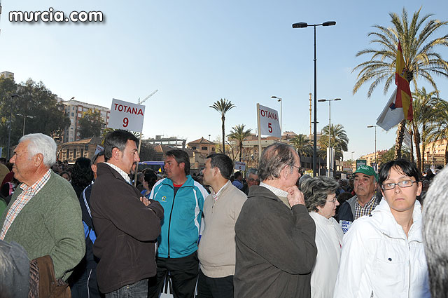 Cientos de miles de personas se manifiestan en Murcia a favor del trasvase - 77