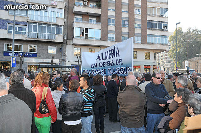 Cientos de miles de personas se manifiestan en Murcia a favor del trasvase - 89