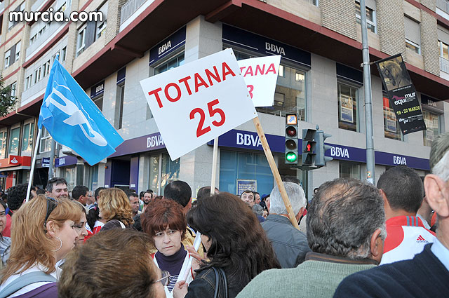 Cientos de miles de personas se manifiestan en Murcia a favor del trasvase - 102