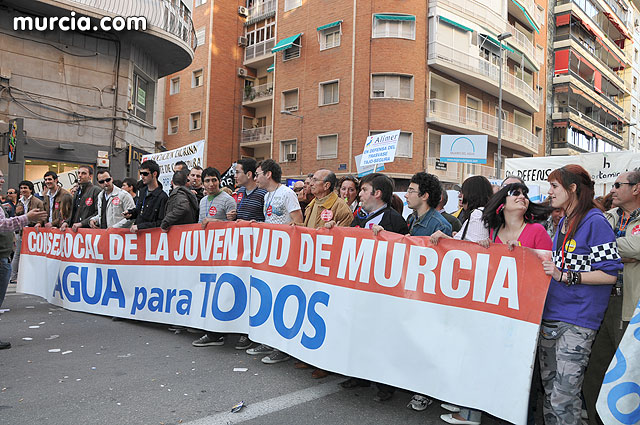 Cientos de miles de personas se manifiestan en Murcia a favor del trasvase - 125