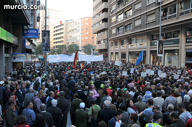 Cientos de miles de personas se manifiestan en Murcia a favor del trasvase - 140