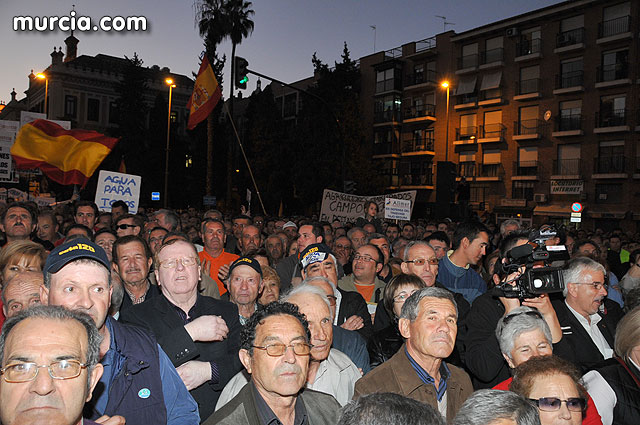 Cientos de miles de personas se manifiestan en Murcia a favor del trasvase - 426