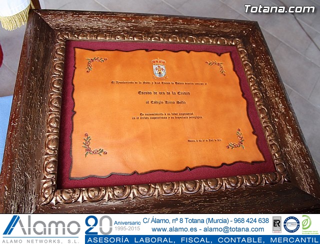 Escudo de Oro de la ciudad de Totana. Colegio Reina Sofía - 2
