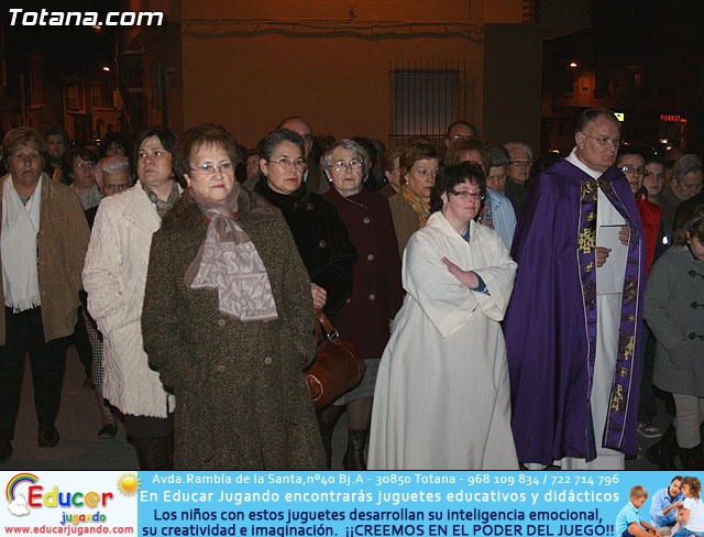 VÍA CRUCIS ORGANIZADO POR LA HERMANDAD DE JESÚS EN EL CALVARIO Y SANTA CENA . 2009 - 68