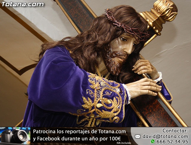 Solemne Viacrucis con la imagen de Nuestro Padre Jesús Nazareno - 2011 - 4