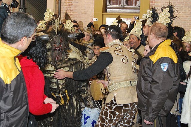 La Mussona enamora al Carnaval de guilas metida en su piel de toro - 8
