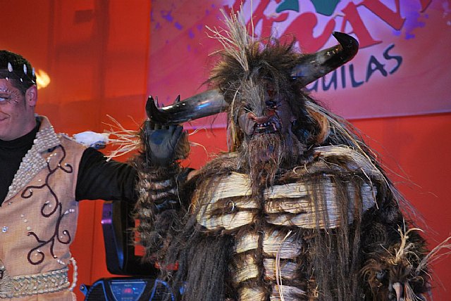 La Mussona enamora al Carnaval de guilas metida en su piel de toro - 26