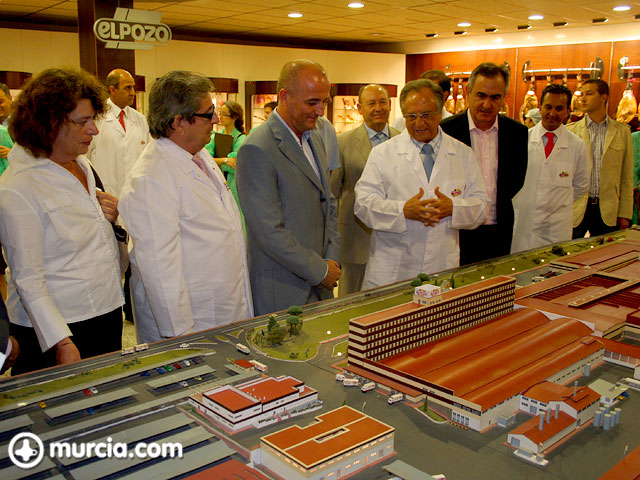 El ministro de Industria, Miguel Sebastin, visit las instalaciones de ElPozo - 9
